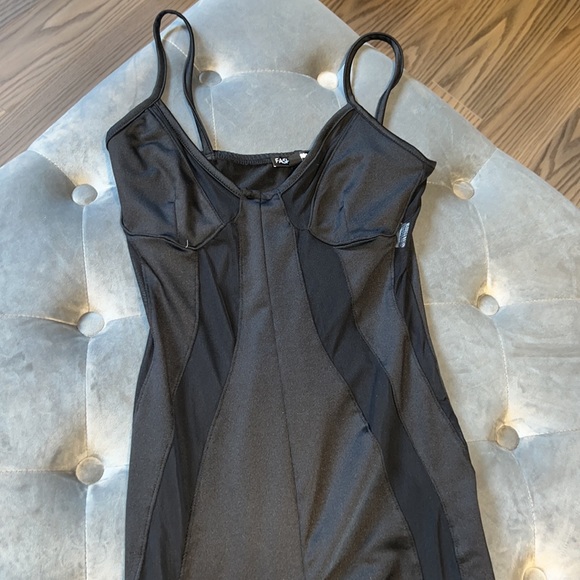 Jumpsuit - Picture 4 of 5